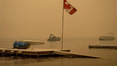 In the news today: Wildfires in B.C. and NWT, Yellowknife still under threat